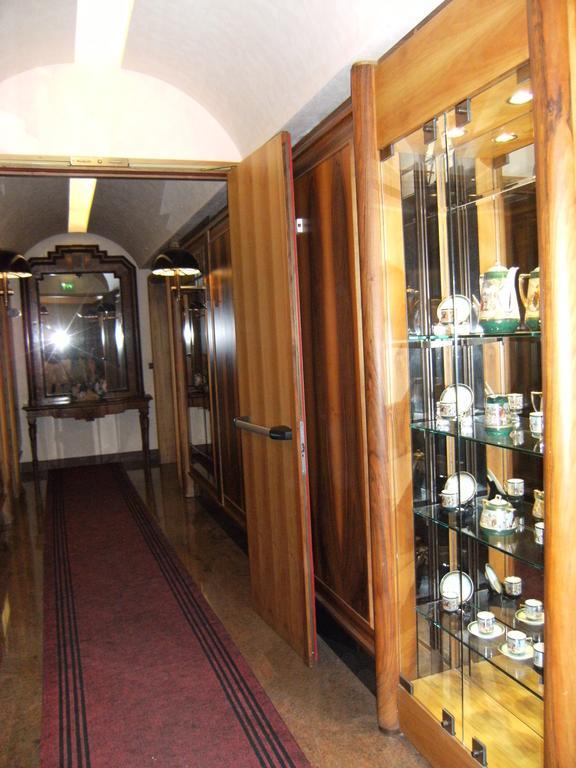 Hotel Europa Бибионе Екстериор снимка
